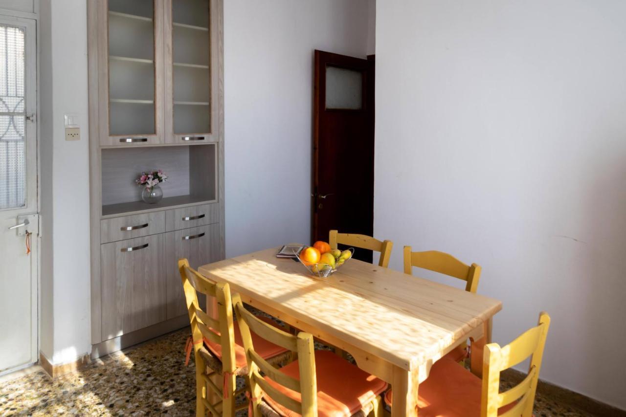 Chrysanthi Apartments Kardamyli Exterior photo